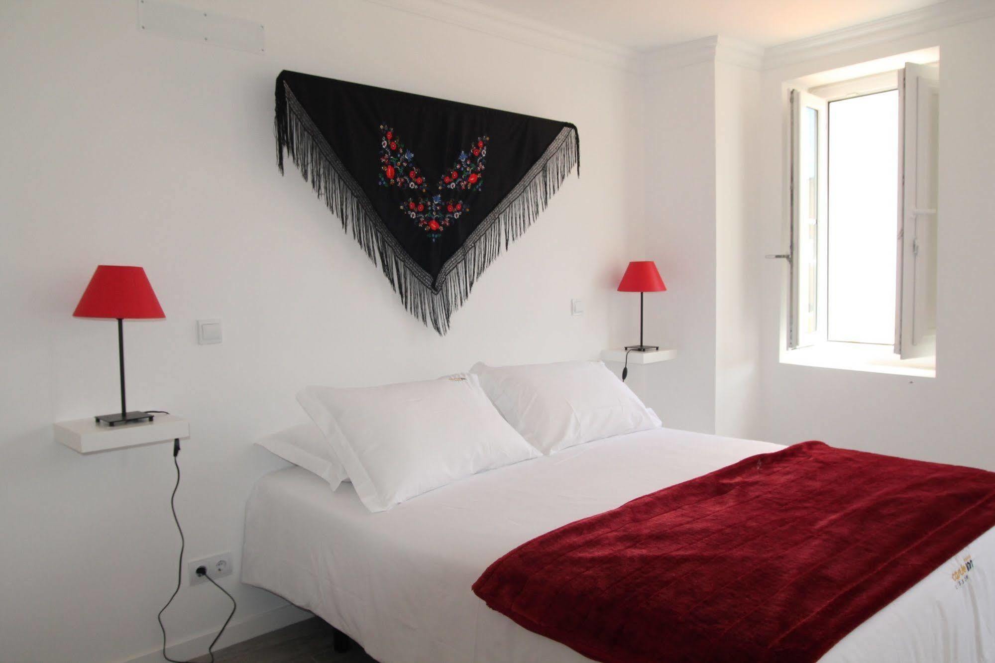Castle Inn Lisbon Apartments Eksteriør bilde